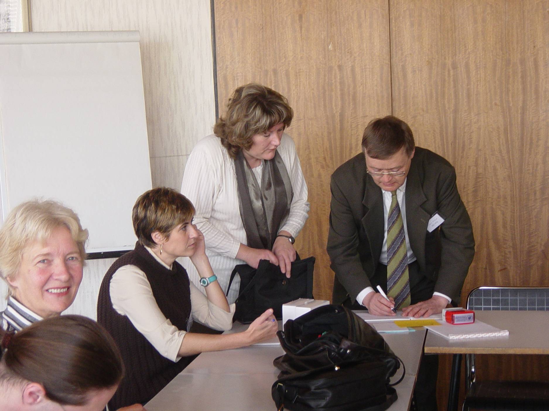 Colleen Norman, Christina Locatelli, ?, Heinz Huerzeler- Prague 2002
