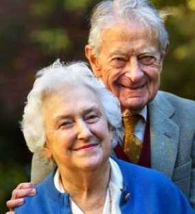 John and Evelyne Billings 2004