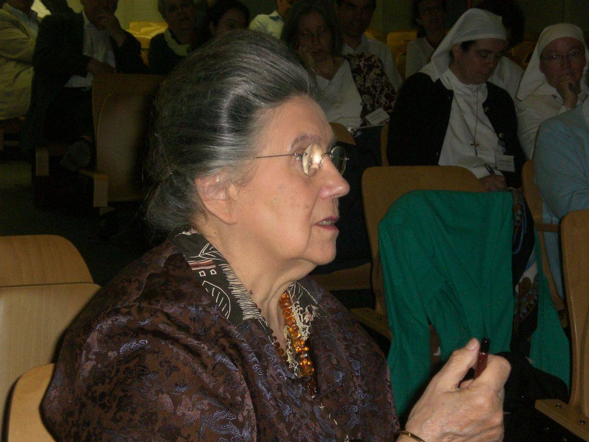 Le Docteur Michèle Guy participant aux discussions.jpg 2007