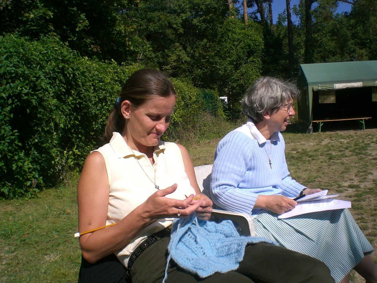 Véronique et Françoise Pinguet pendant les travaux de groupe 2007