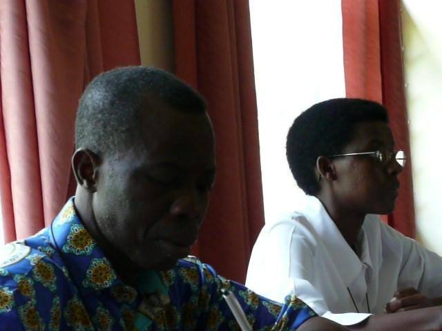Abbé Léon C. BALLO HOUESSOU et Odette UMULISA pendant la préparation de la rencontre 2007