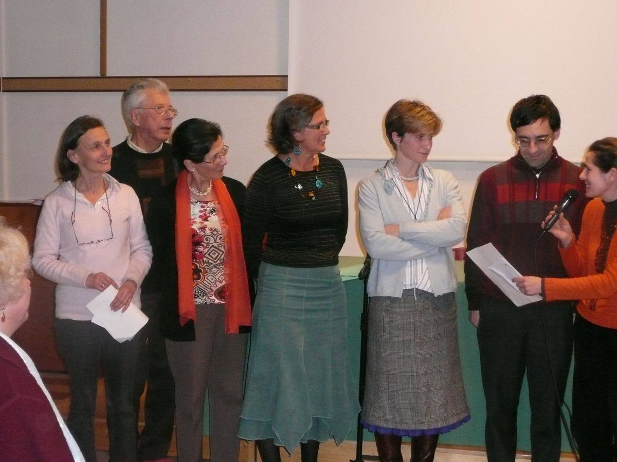 Moniteurs et monitrices de la région Ouest chantent pour les monitrices 2008