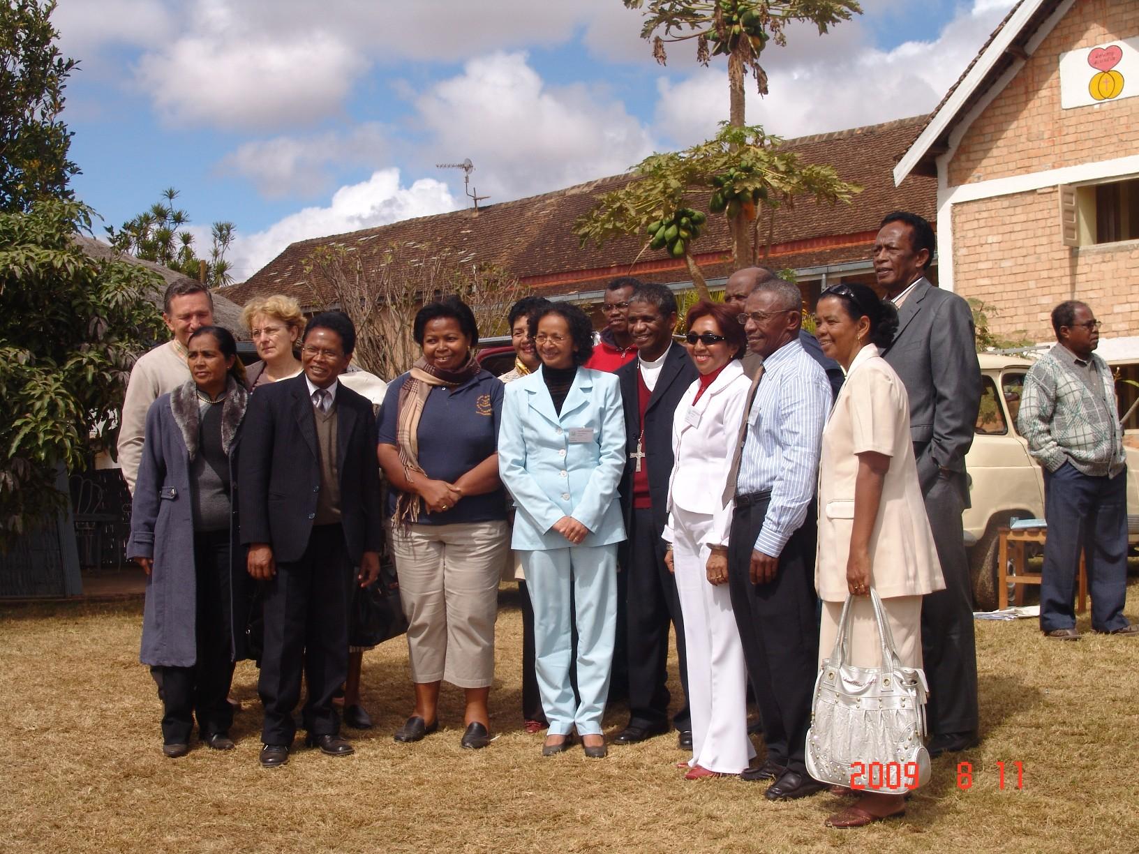 Groupes diocésains avec monseigneur Désiré  4 2008