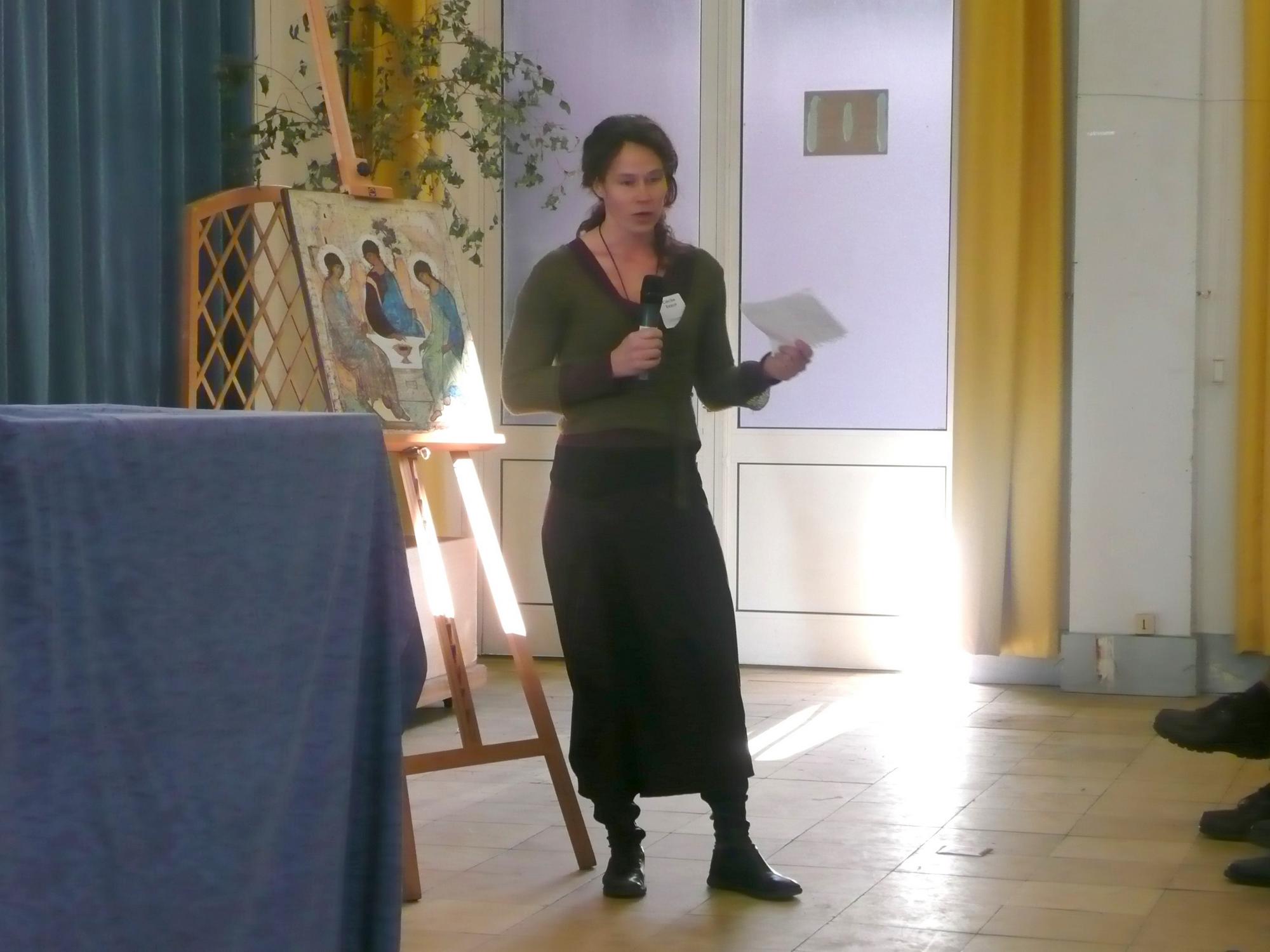 Cécile Erreip pendant la remontée des travaux de groupe 2009