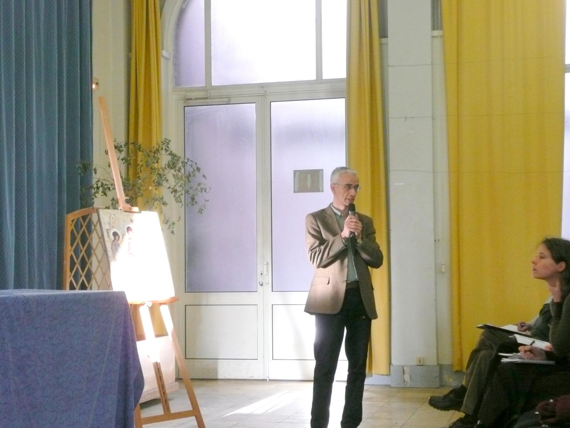 Jean Cunha Matos pendant la remontée des groupes de travail 2009