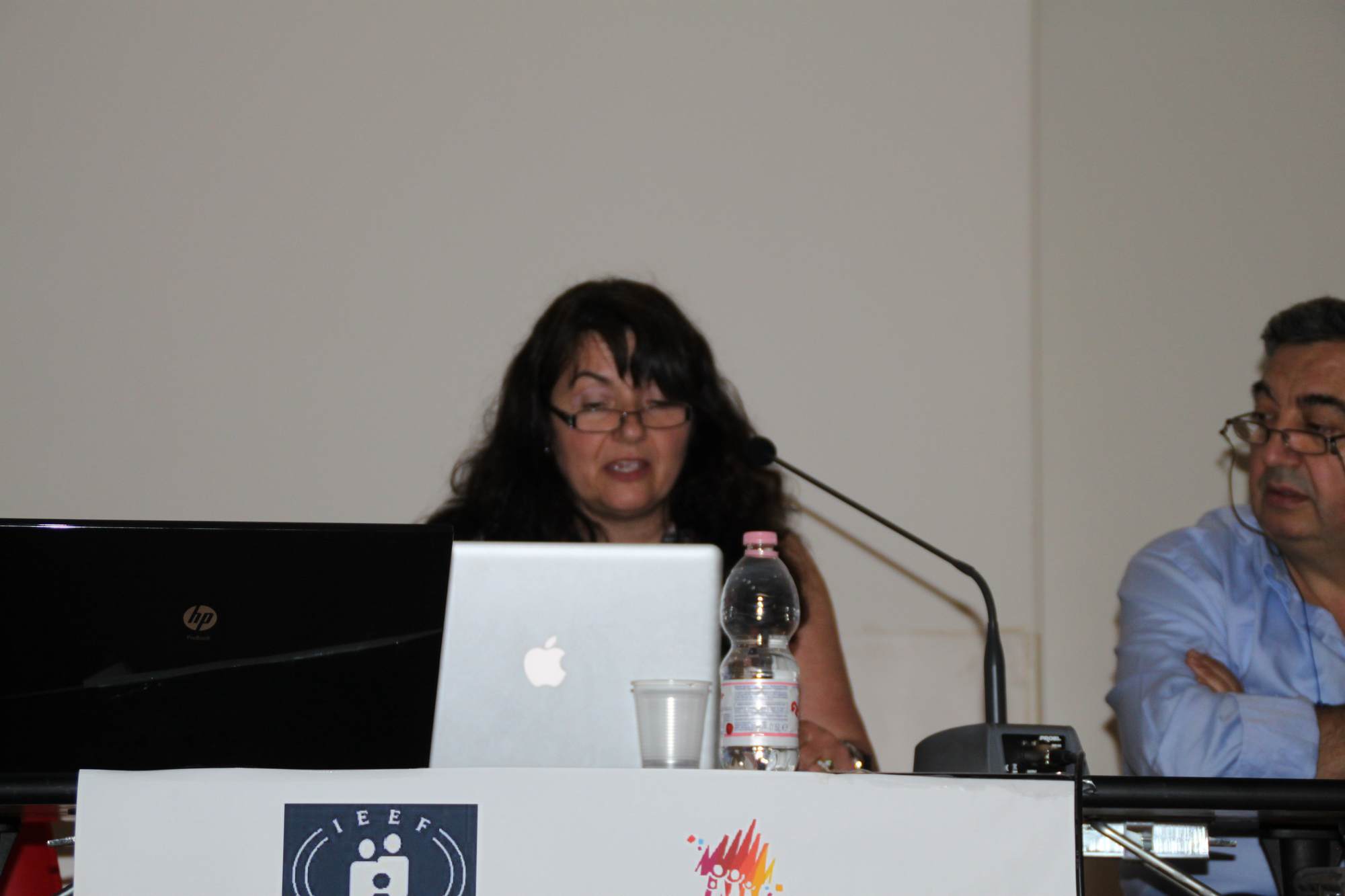 Deborah Larmour during her presentation of SERENA Canada 2012
